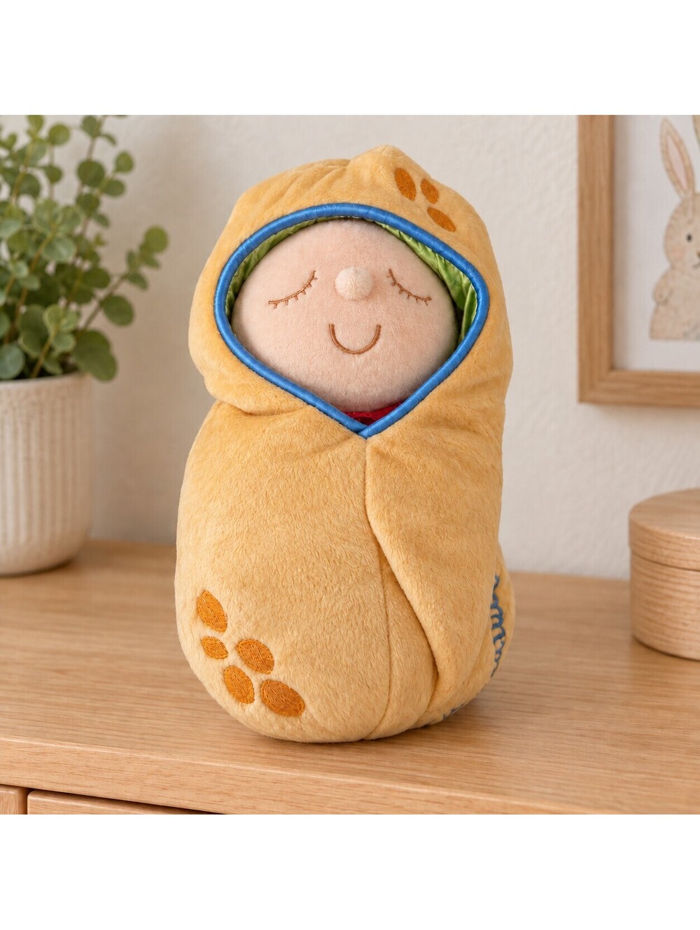 Vintage 2005 Manhattan Toy Snuggle Pods Lil Peanut Baby Doll Nursery Toy 6M+ - Picture 2 of 5